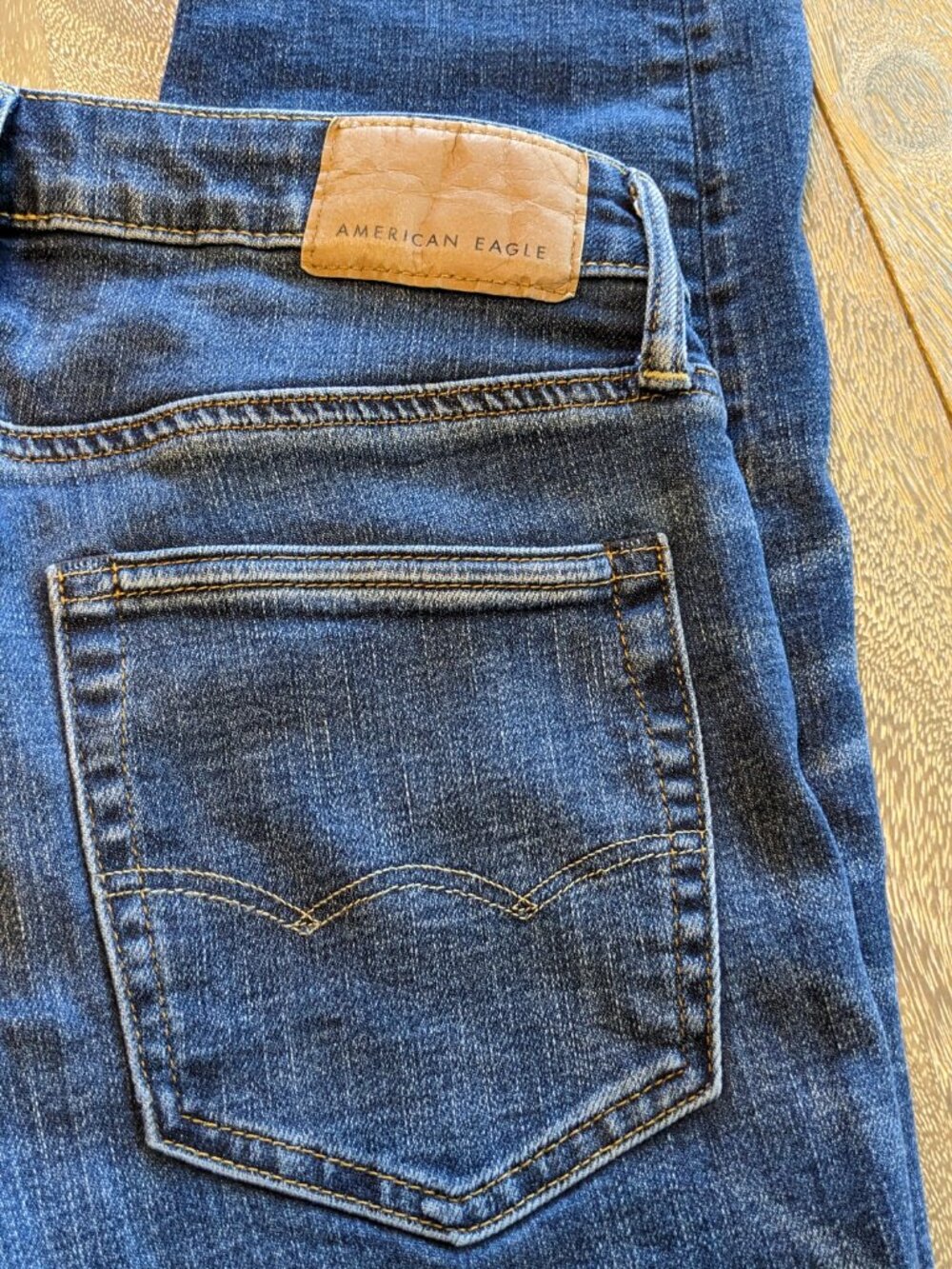 American Eagle Dark Wash Distressed Original Straight Airflex Blue Jeans Size 26 - Picture 14 of 15